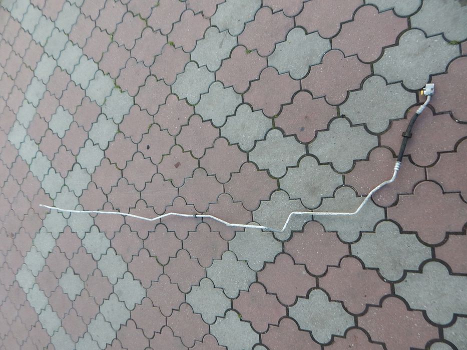 vw t5 przewód wąż rurka klimatyzacji tył