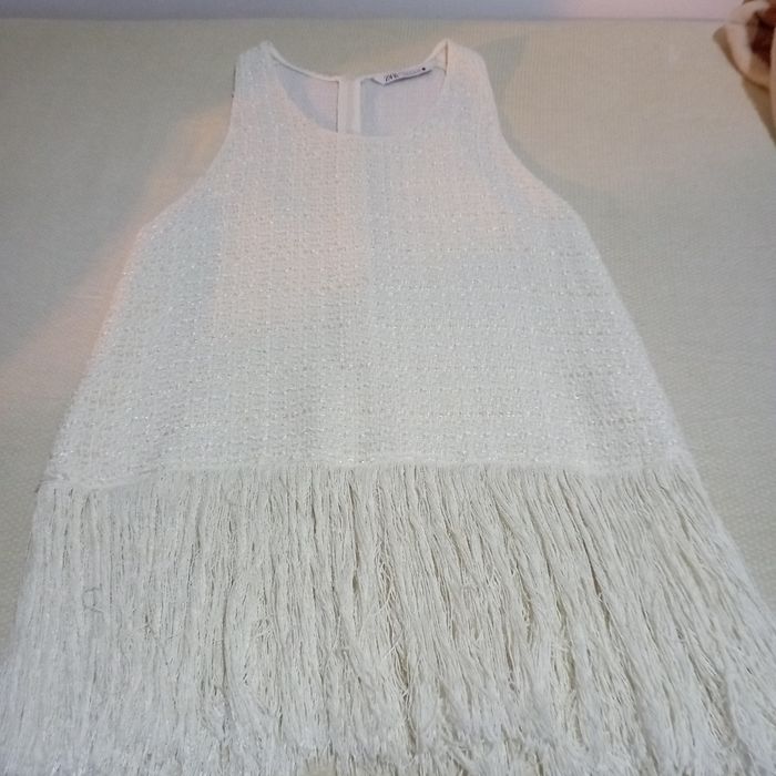 Blusa feminina bege, Zara.