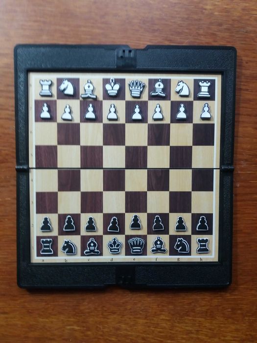 Шахмати карманні магнітні 18 см ×18см