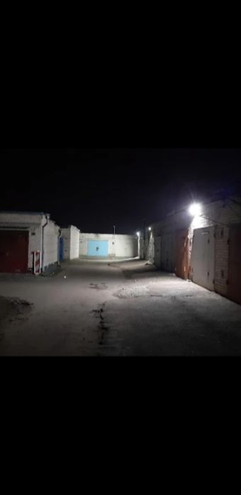 Гараж приватизований цегляний