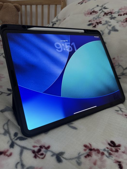 ¡Pad Pro 12.9" (4.ª Geração) 256GB Wi-Fi + Cellular + Pencil 2 + Magic Keyboard