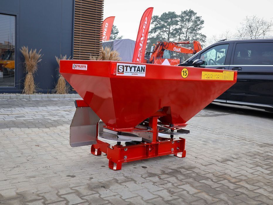 Rozsiewacz Ogrodowy Do Nawozu 400 - 1600L Z Hydrauliką