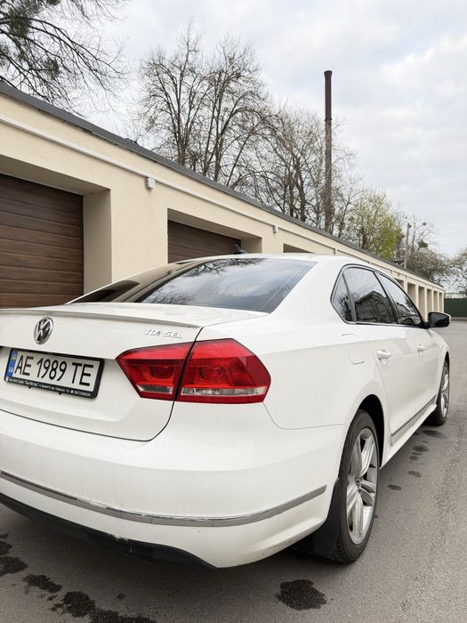 Volkswagen passat b7 NMS 2.0tdi SLE