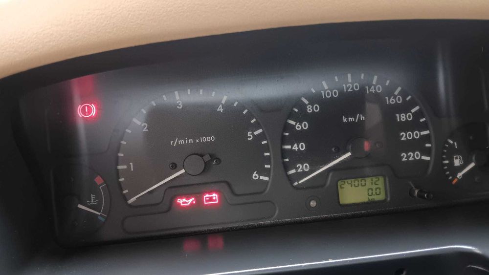 Land Rover Discovery impecável