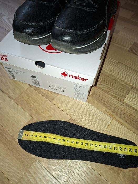 Кросівки жіночі Rieker, 40