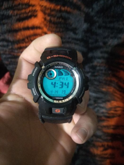 Часы Casio G-shock меняю на фотоаппарат