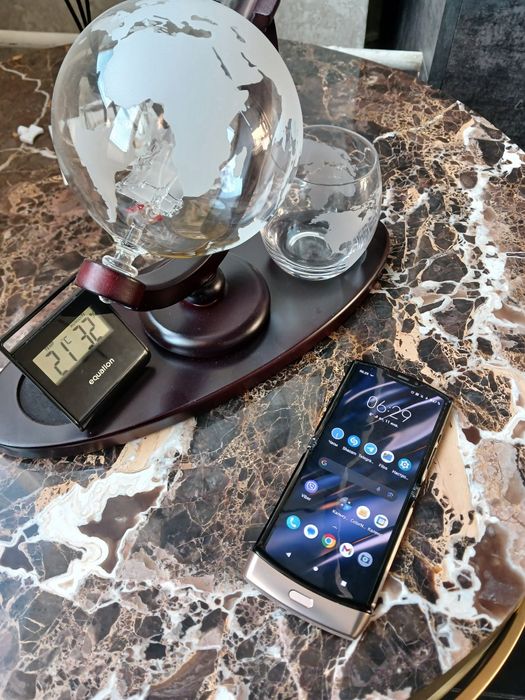 Motorolla RAZR 2019 Моторолла