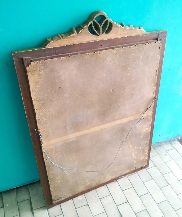 Bonito Espelho antigo em Talha Dourada