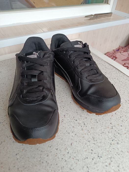 Кросівки жіночі шкіряні Puma оригінал