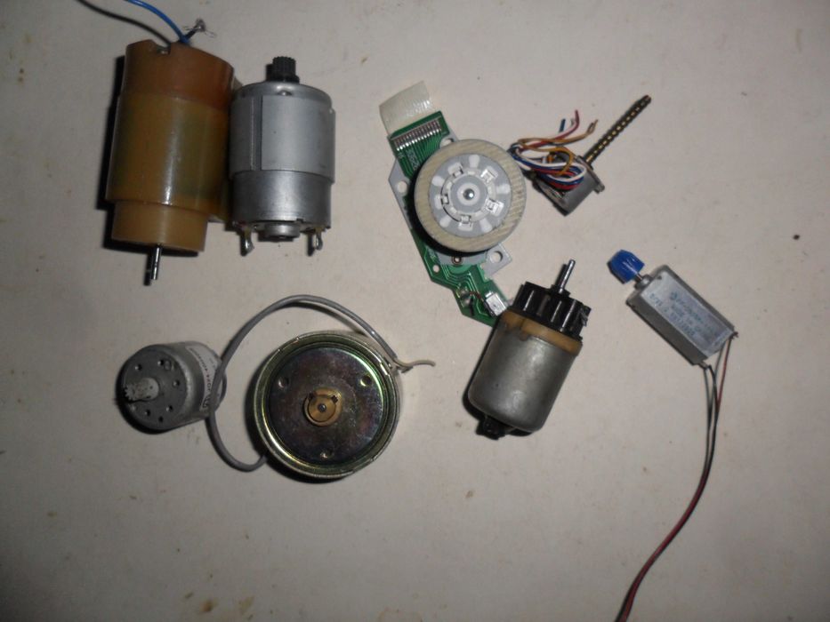 Микро электродвигатели (лот 8 штук)