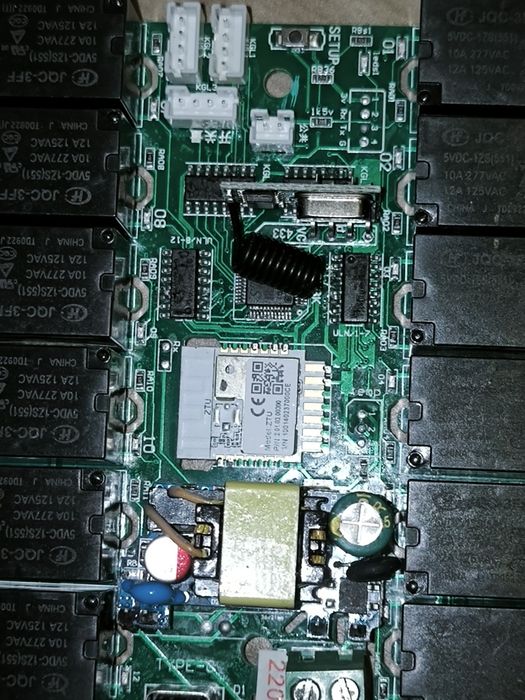 Módulo Relé Tuya WiFi/Zigbee 12 Canais – Smart Home
