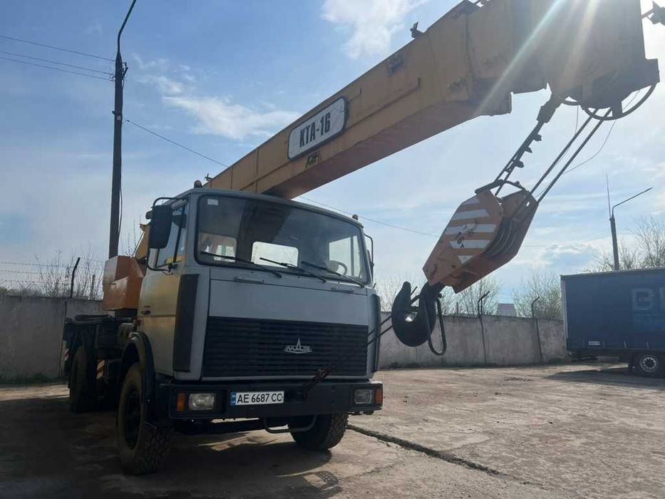 Автокран  16т, стріла 21м