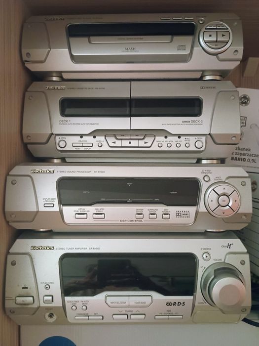 Wieża Technics stan dobry, wszystko działa.