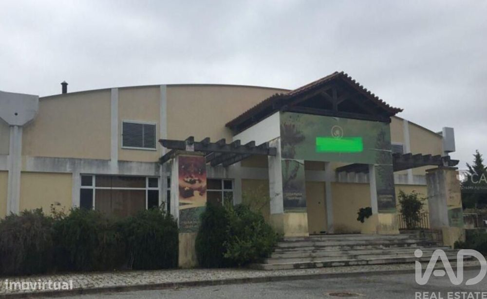 Loja / Estabelecimento Comercial em Idanha-a-Nova e Alcafozes de 3734,