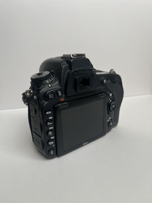 Фотоапарат Nikon D750 у хорошому стані + сумка у подарунок