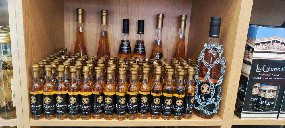 Vendo Mel e Hidromel