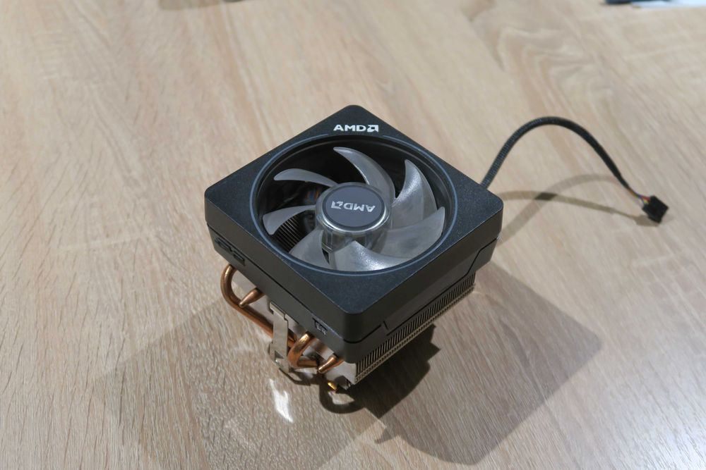 AMD Ryzen 7 2700X + Chłodzenie BOX