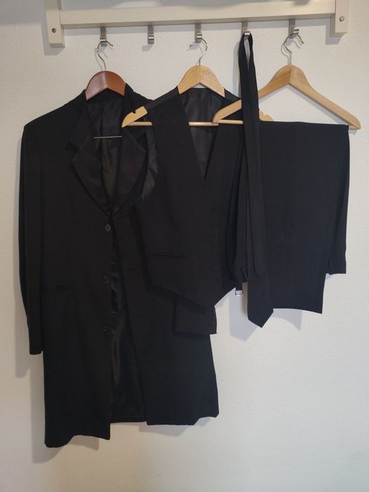Traje universitário homem