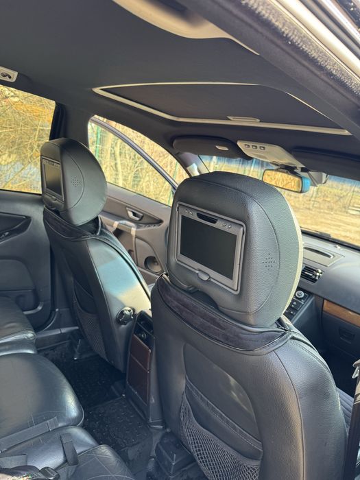 Продам Volvo CX90