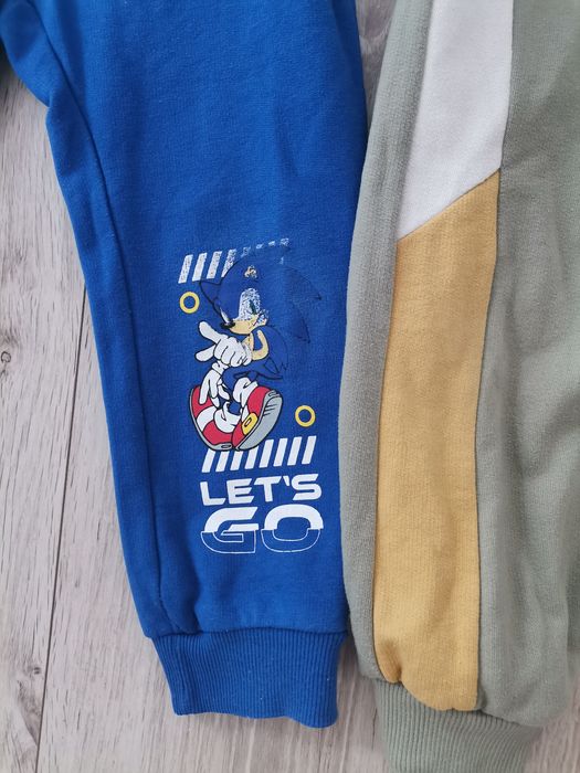 Spodnie dla chłopca 98