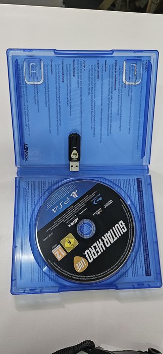 Guitar Hero Live PS4 + Guitarra (Completo) – 50€