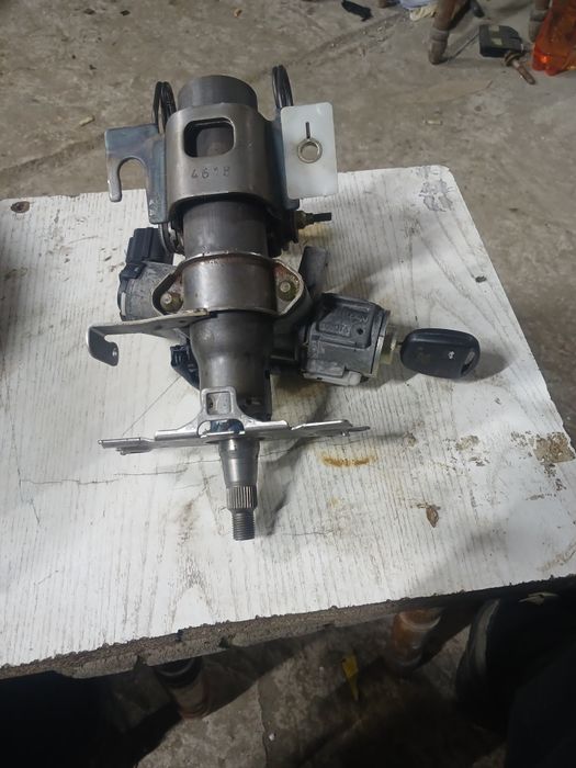 Замок запалення зажигания Toyota Avensls T25 03-08