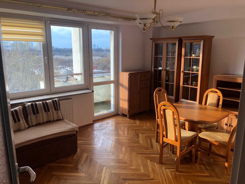 Pokój 16,5 m2 z balkonem, Służew nad Dolinką