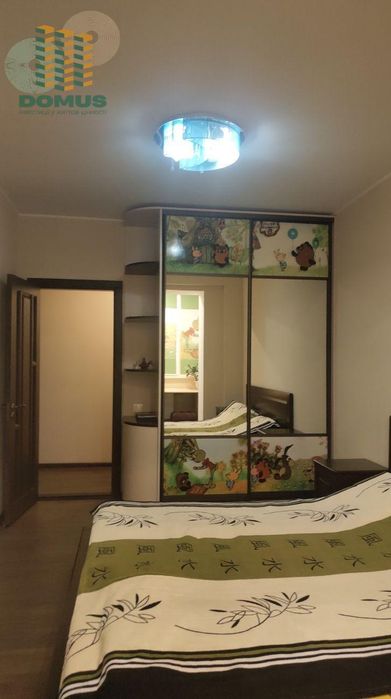 Продам 3- комн ЖК "Вернисаж", Таирова! Переуступка, есть балкон!