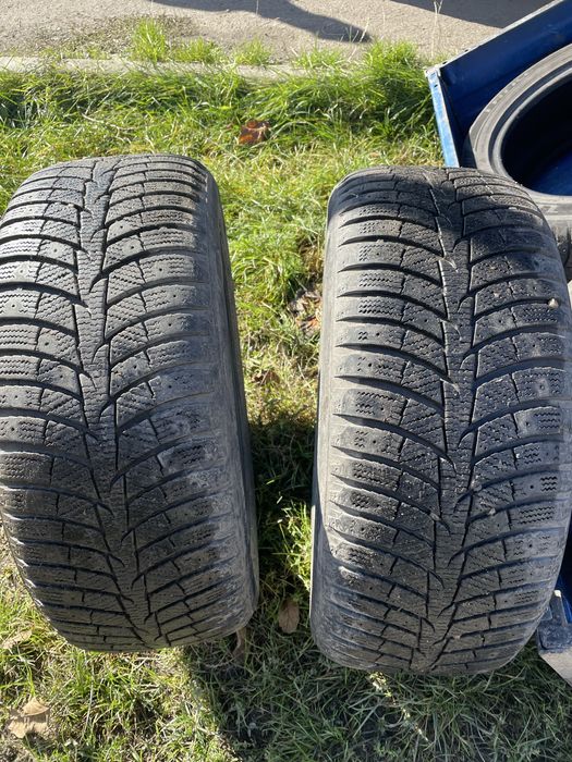 225x50x17 зима Laufenn,