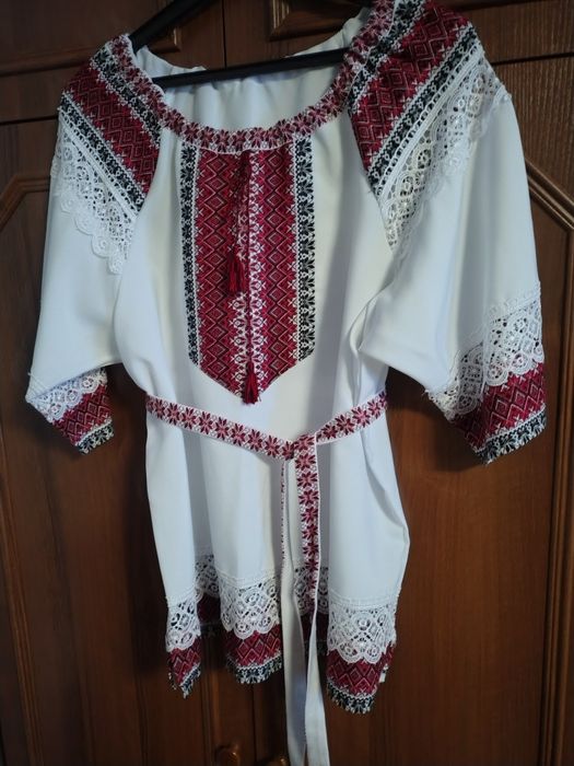 Вишиванка жіноча