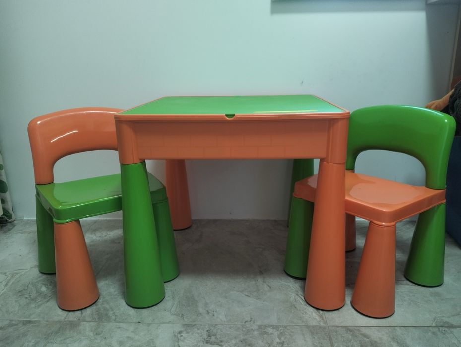 Столик Tega Mamut и 2 стульчика