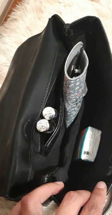 Mala tiracolo preta Zara