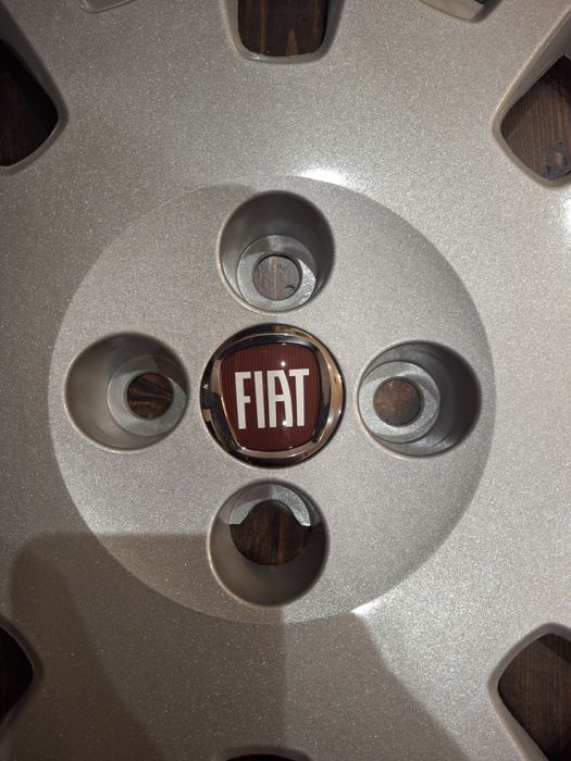 Kołpak 16 Fiat nowy