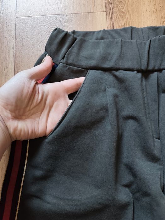 Megi S/M dres komplet khaki wygodny spodnie bluza