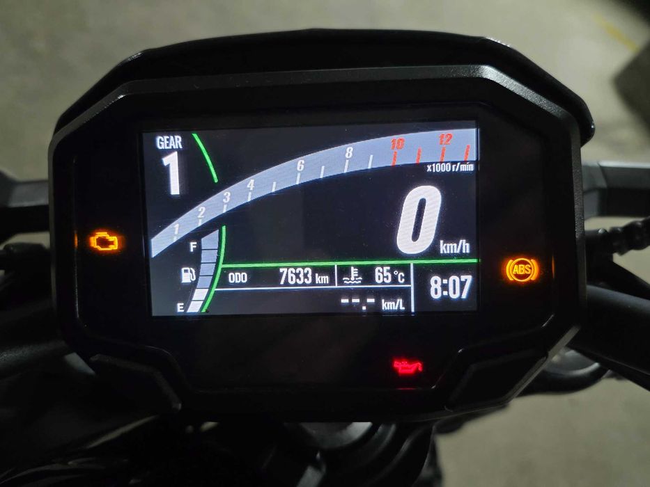 Kawasaki z650 COMO NOVA!