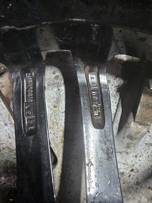 Alufelgi BMW 19"x8,5  5x120 ET34 Cena za 1szt. 4szt w ofercie