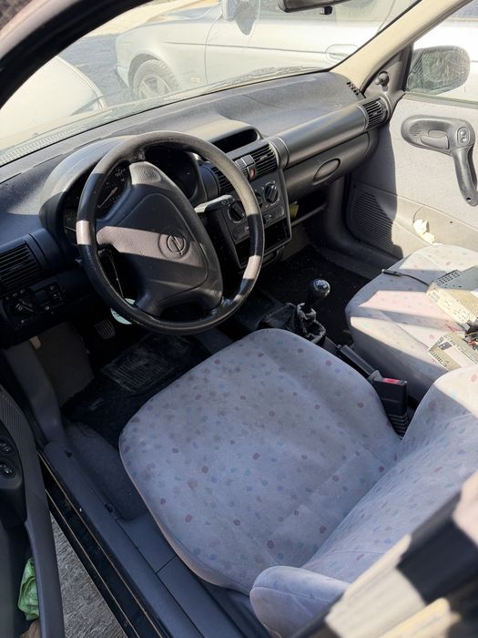 Corsa b 1.0 gasolina — photo 2