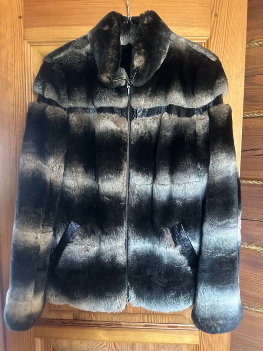 Продаю свою шубу із кролика Рекс.