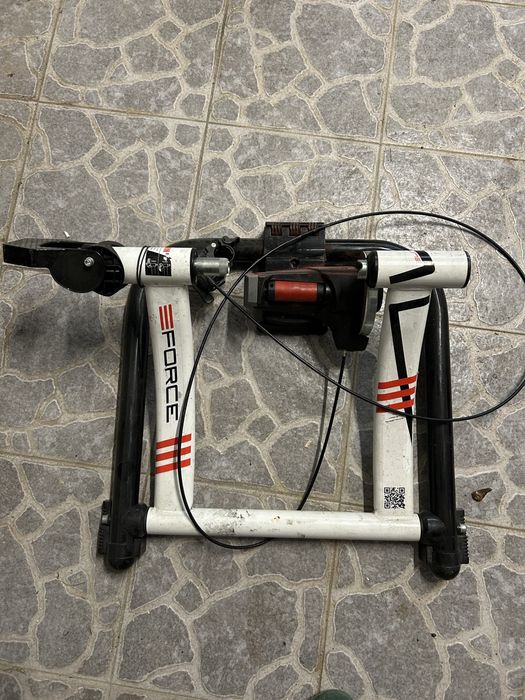 Rolo de treino de bicicleta analogico