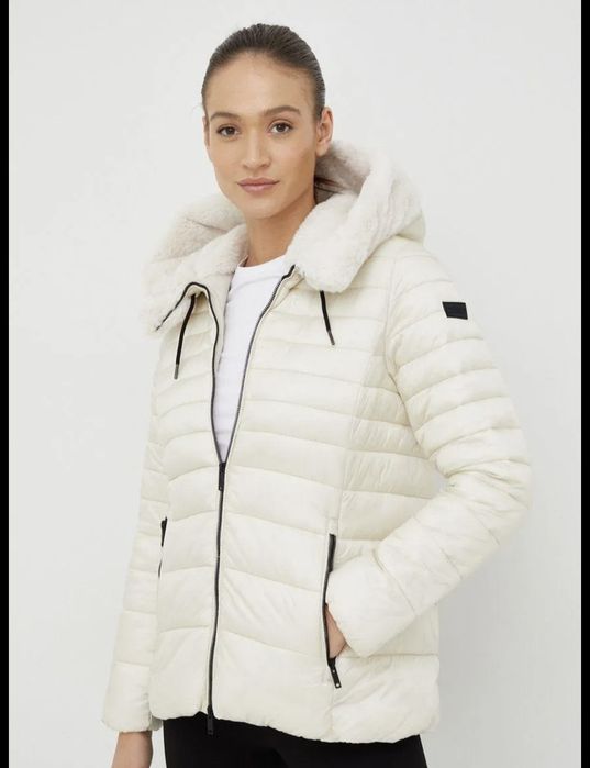 Красивий зимовий пуховик 48р