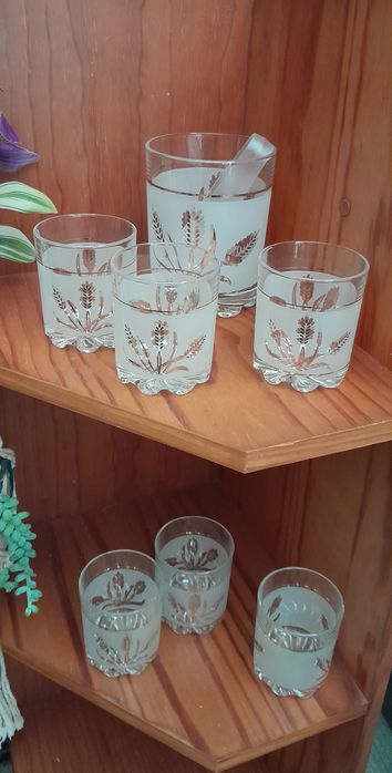 Conjunto de copos de whisky