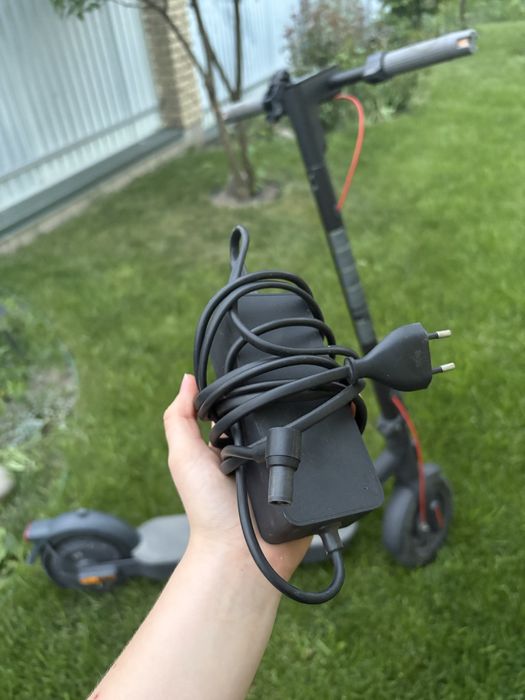 Електросамокат Xiaomi 4pro (2nd Gen)
