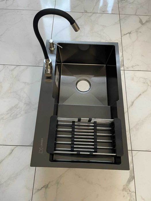 Мийка кухонна Luminex 7848 см права і кран гнучкий з нержавіючої сталі