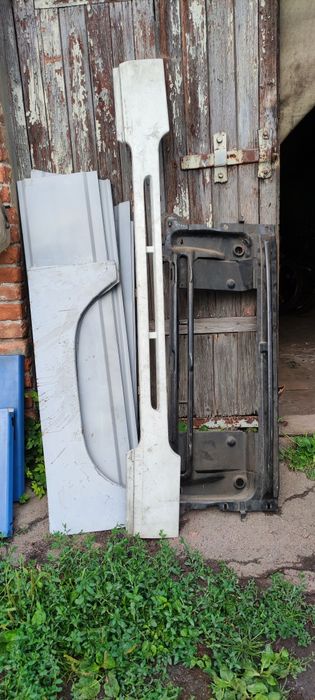 Запчастини Мерседес Vario 814-815