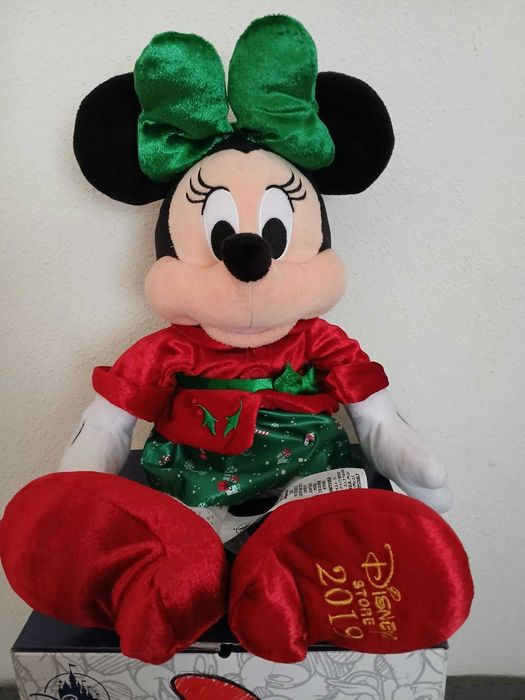 Bonecas "Minnie" oficiais lançadas pela Disney todos os anos no Natal.