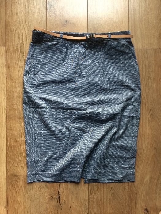 Spódnica Orsay, elegancka, za kolano, jasnobrązowy pasek, rozmiar 38