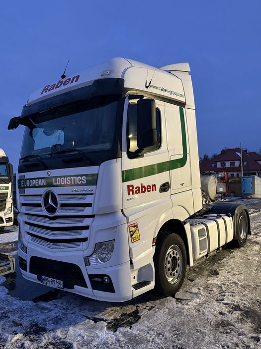 Wynajem Ciągników SCANIA/Mercedes  Chłodnie Schmitz