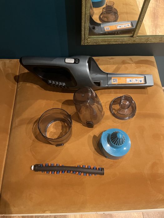 Odkurzacz pionowy Philips PowerPro Aqua FC6409