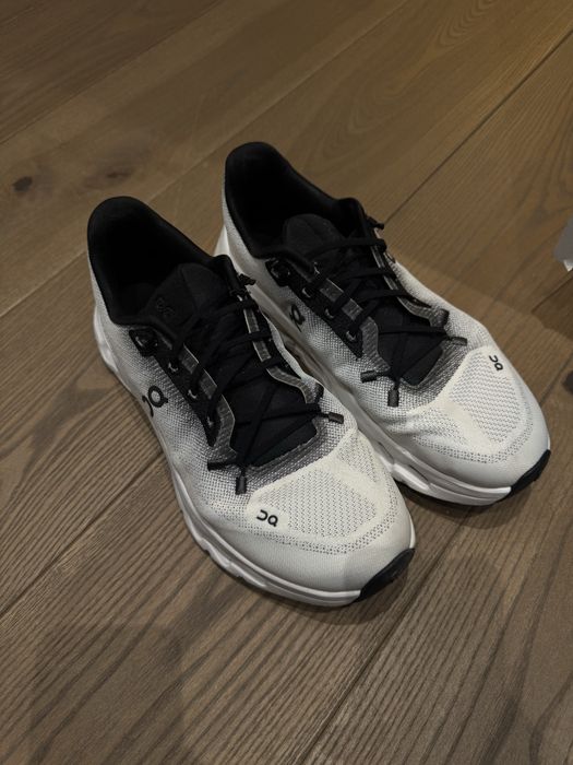 Кросівки on 40,5 розмір