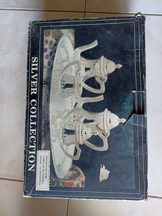 Conjunto chá pequeno banhado a prata